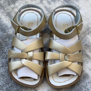 BNIB Salt Water Sandals in Gold size 7